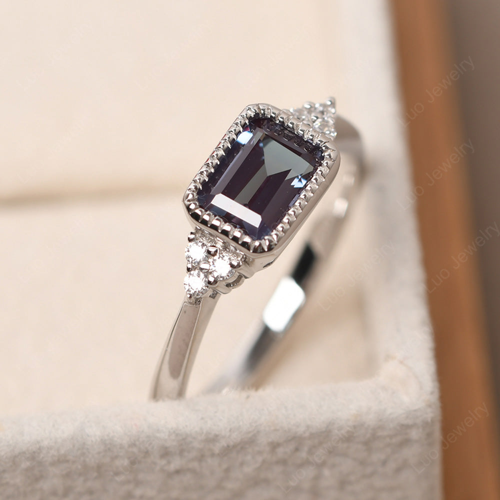 Vintage Horizontal Bezel Set Alexandrite Ring - LUO Jewelry