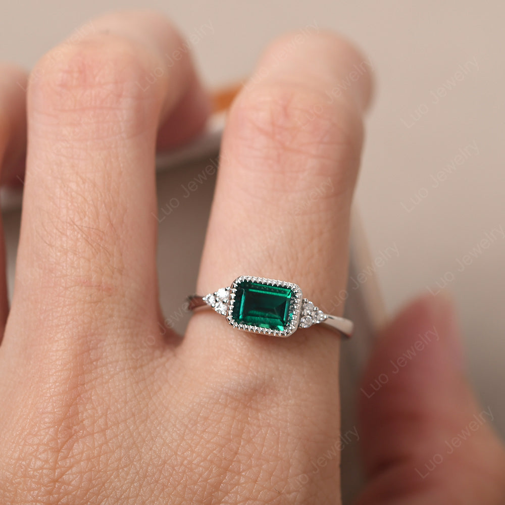 Vintage Horizontal Bezel Set Emerald Ring - LUO Jewelry