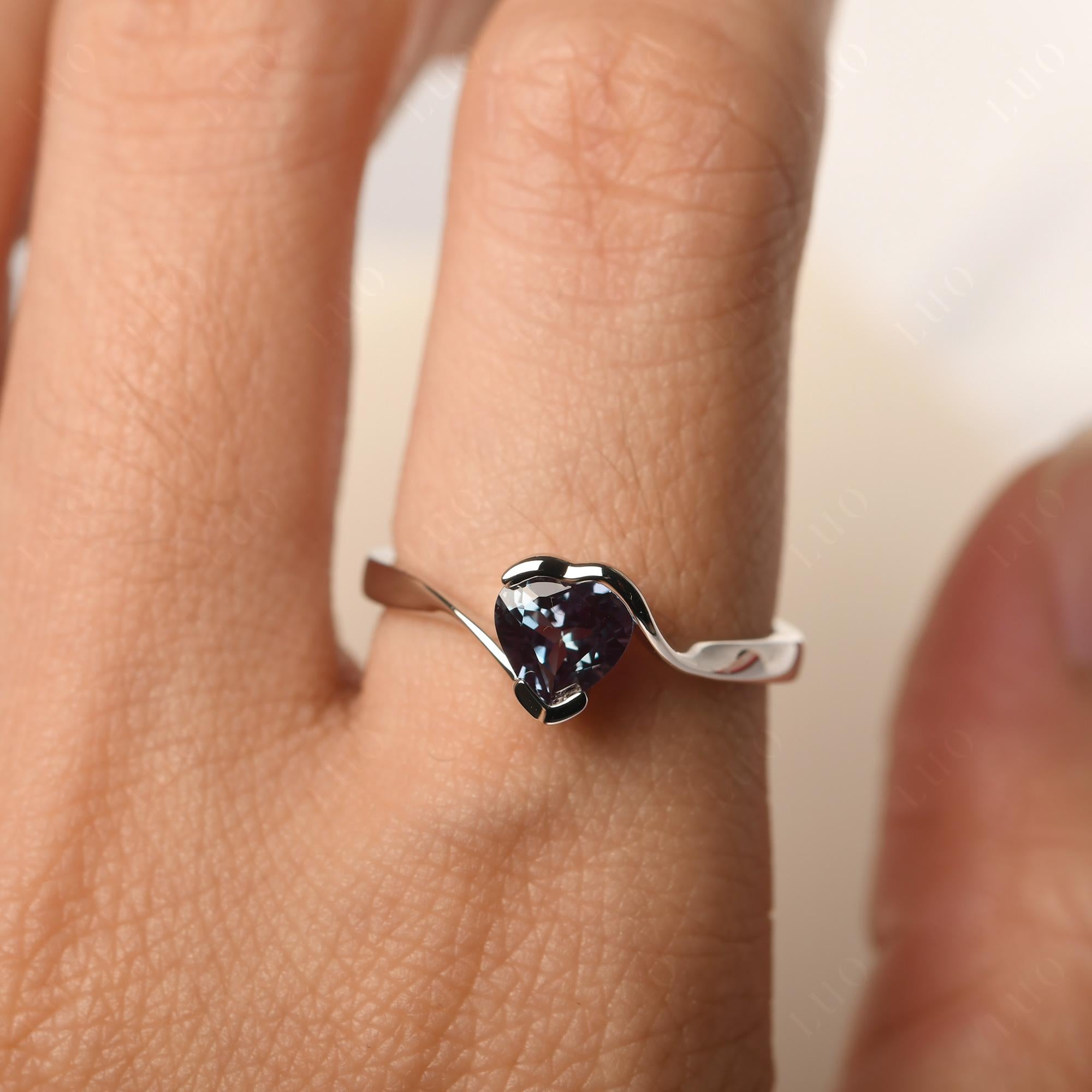 Heart Alexandrite Solitaire Engagement Ring - LUO Jewelry