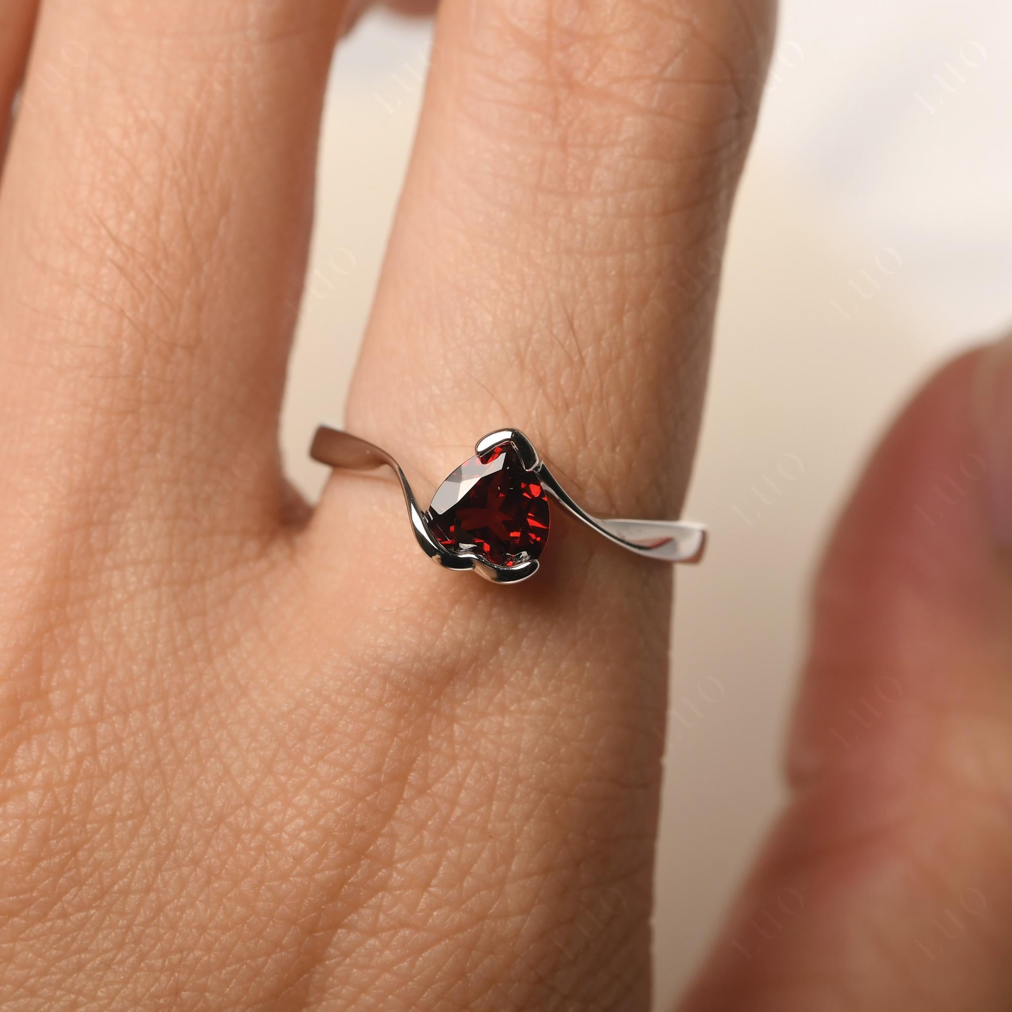 Heart Garnet Solitaire Engagement Ring - LUO Jewelry