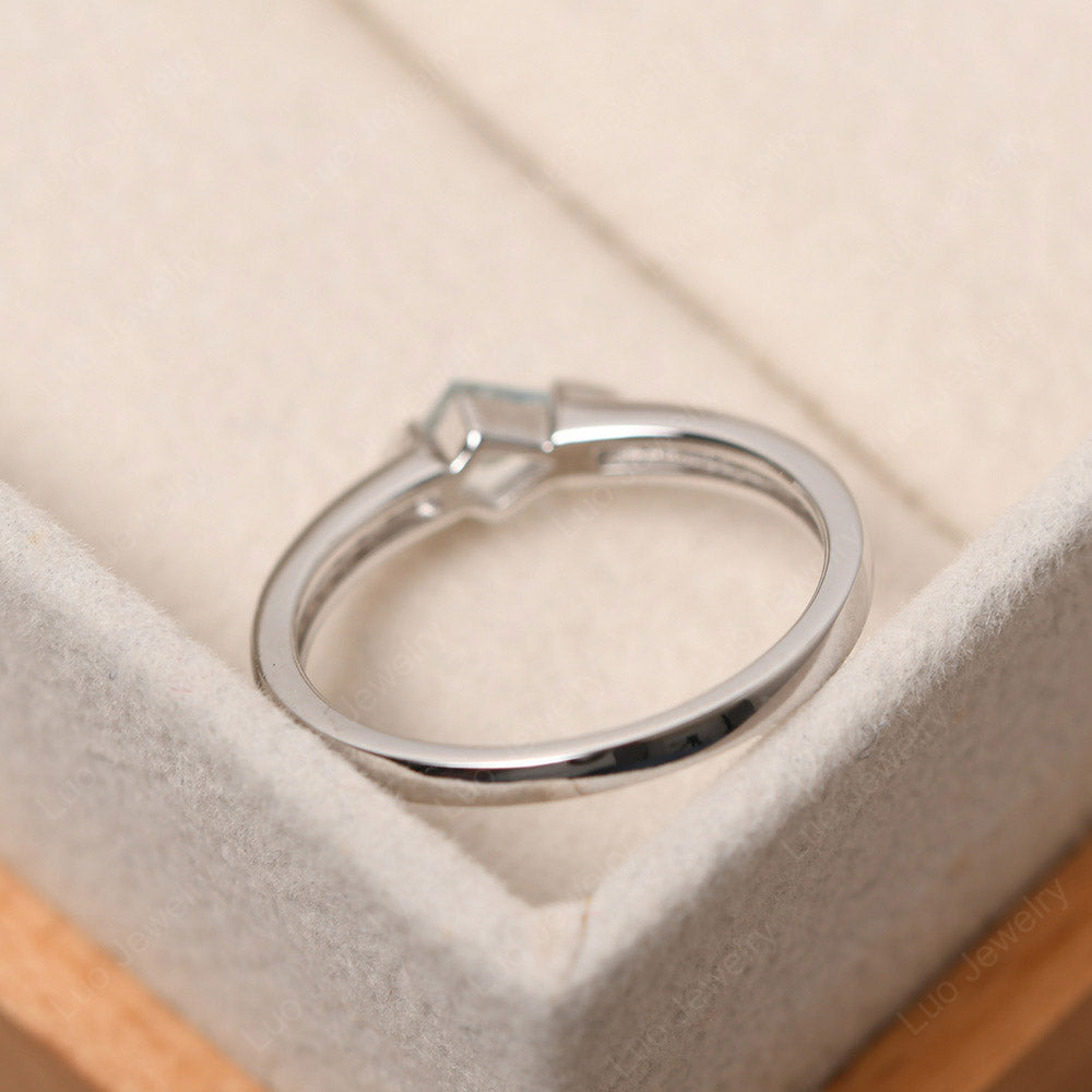 Kite Cut Aquamarine Horizontal Ring