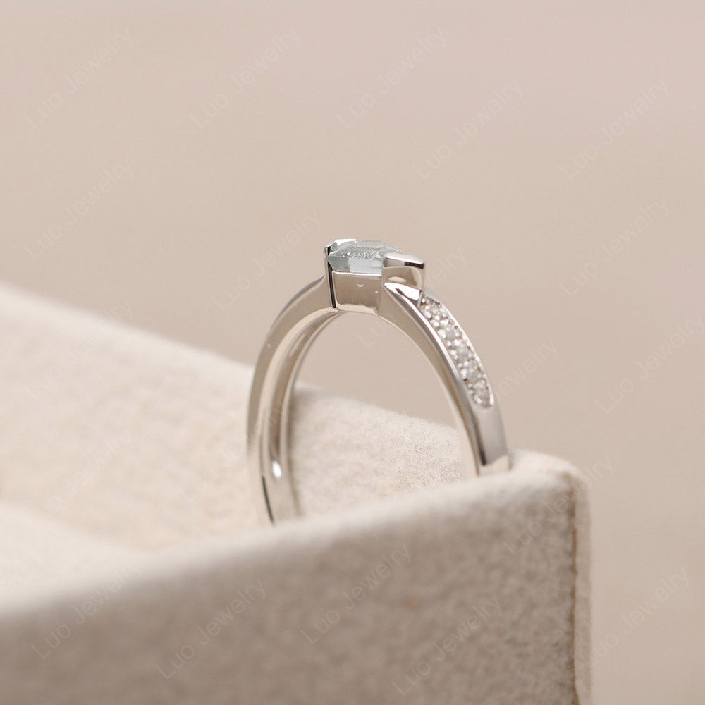 Kite Cut Aquamarine Horizontal Ring