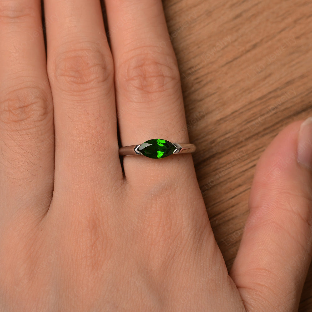 East West Marquise Ring Diopside White Gold - LUO Jewelry