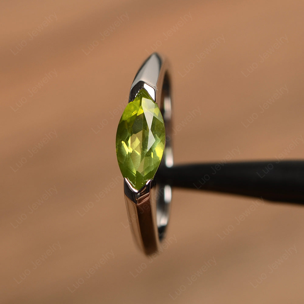 East West Marquise Ring Peridot White Gold - LUO Jewelry