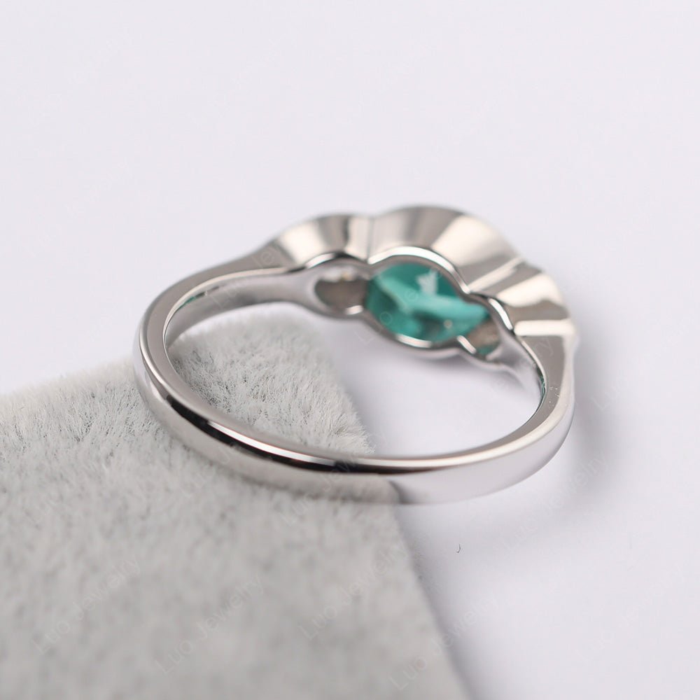 3 Stone Bezel Set Ring Vintage Emerald Ring - LUO Jewelry