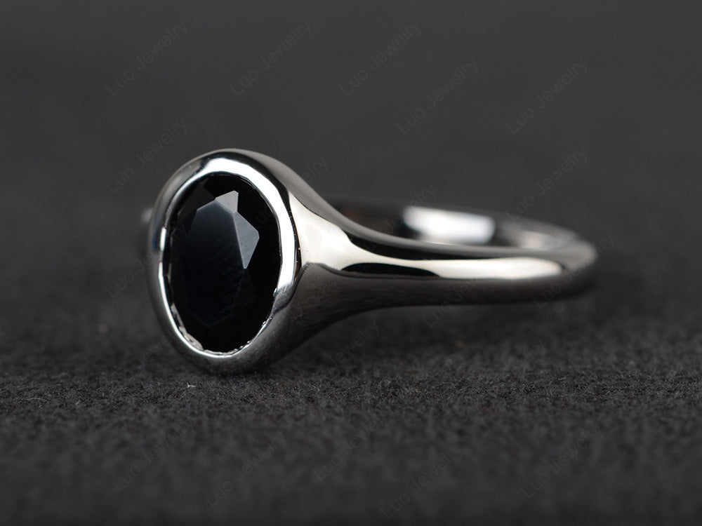 Simple Oval Bezel Set Black Spinel Ring White Gold - LUO Jewelry