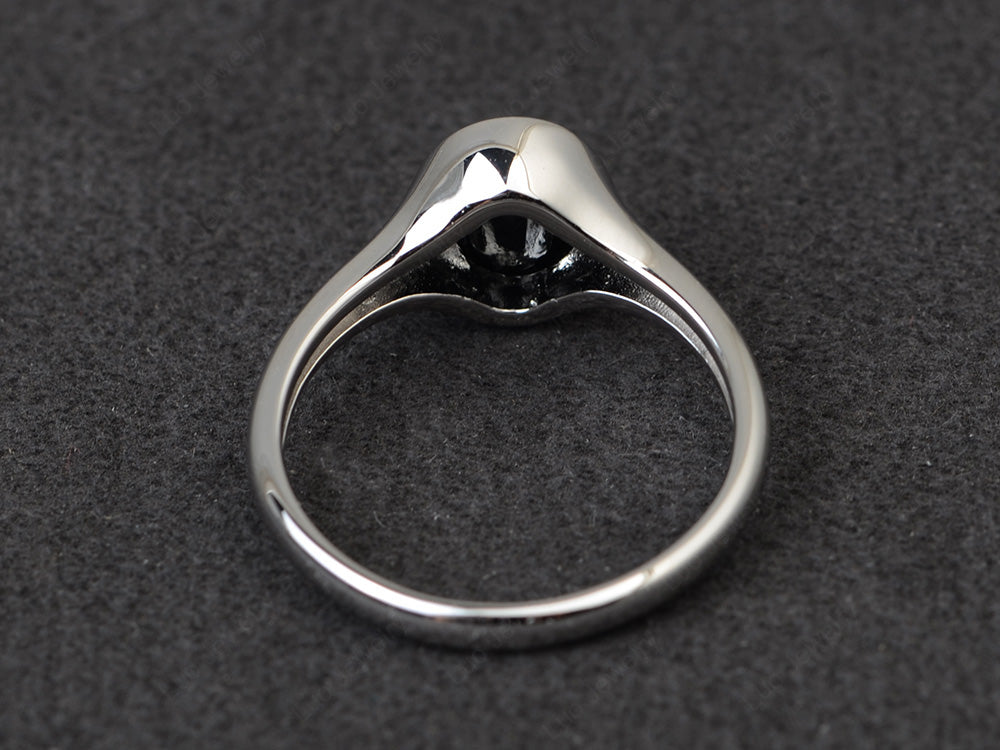 Simple Oval Bezel Set Black Spinel Ring White Gold - LUO Jewelry