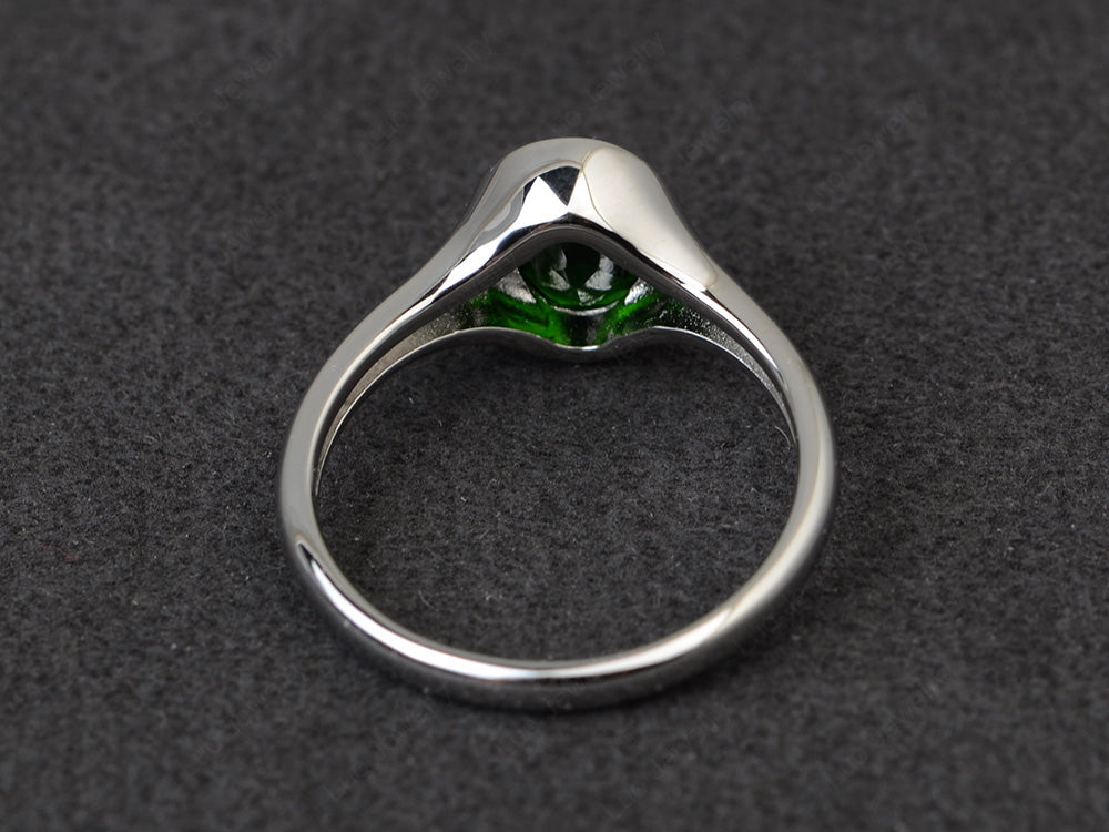 Simple Oval Bezel Set Diopside Ring White Gold - LUO Jewelry