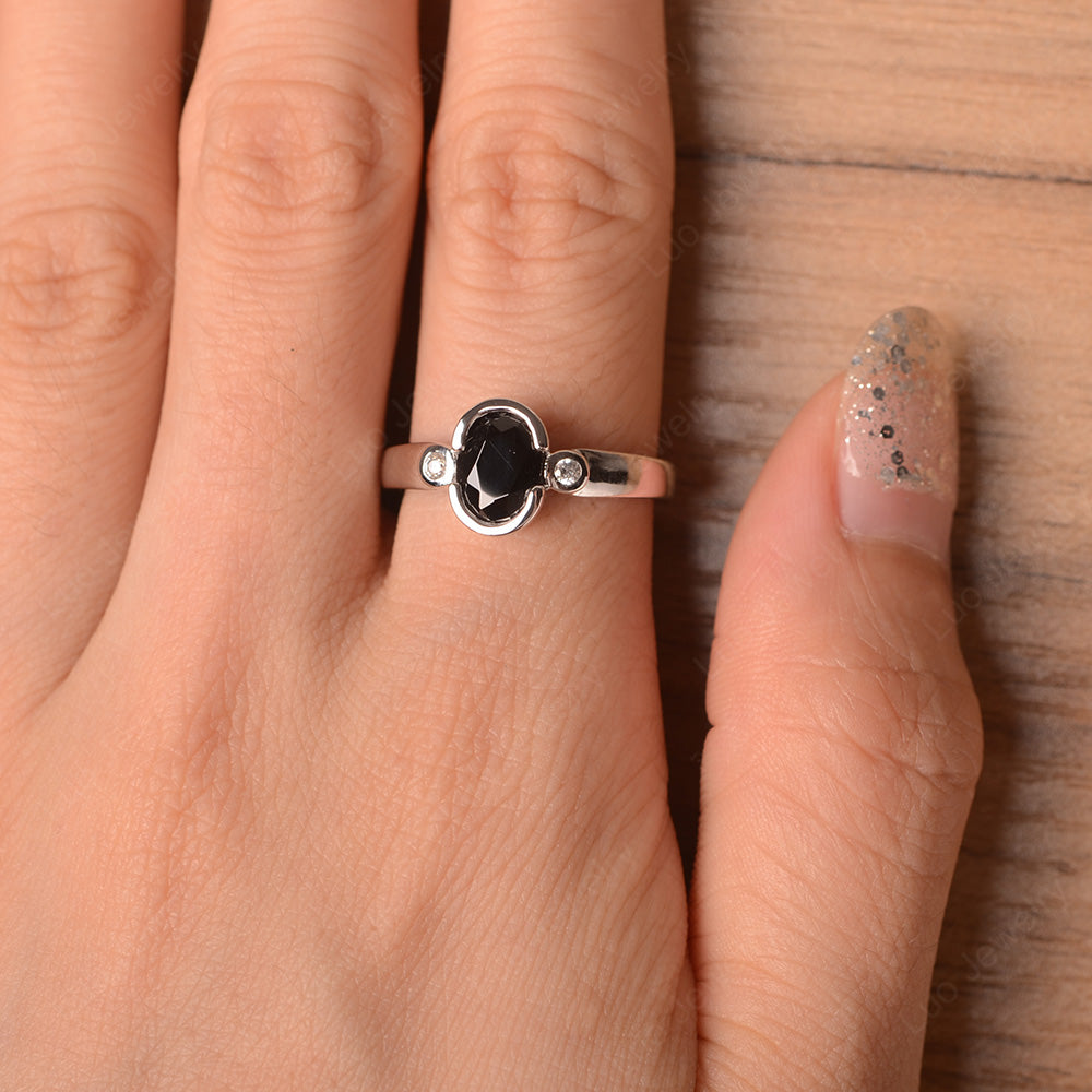Vintage Black Spinel Ring Oval Bezel Set Ring - LUO Jewelry