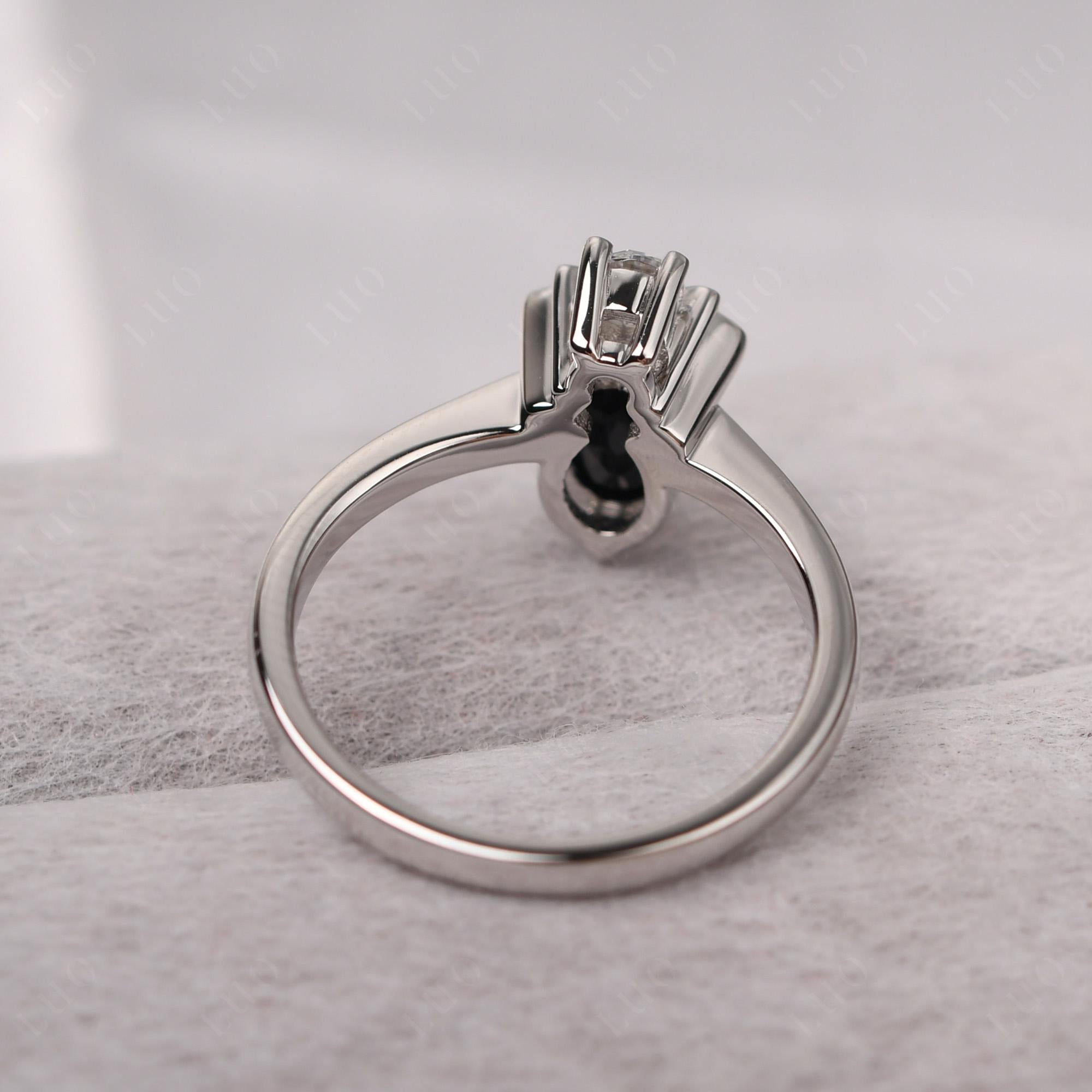 Black Stone Nature Inspired Bee Ring - LUO Jewelry