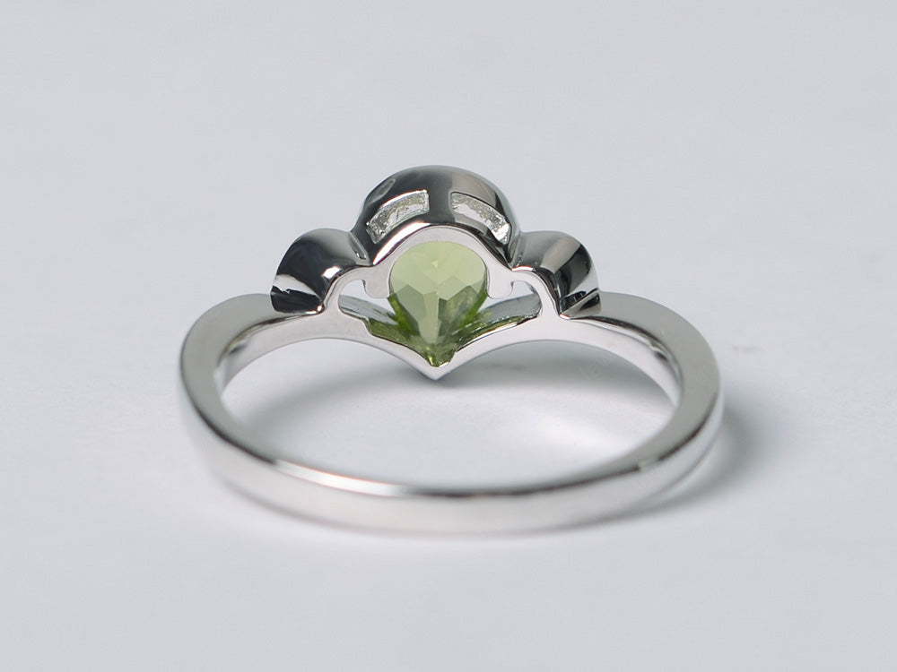 Dainty Pear Shaped Peridot Engagement Ring - LUO Jewelry