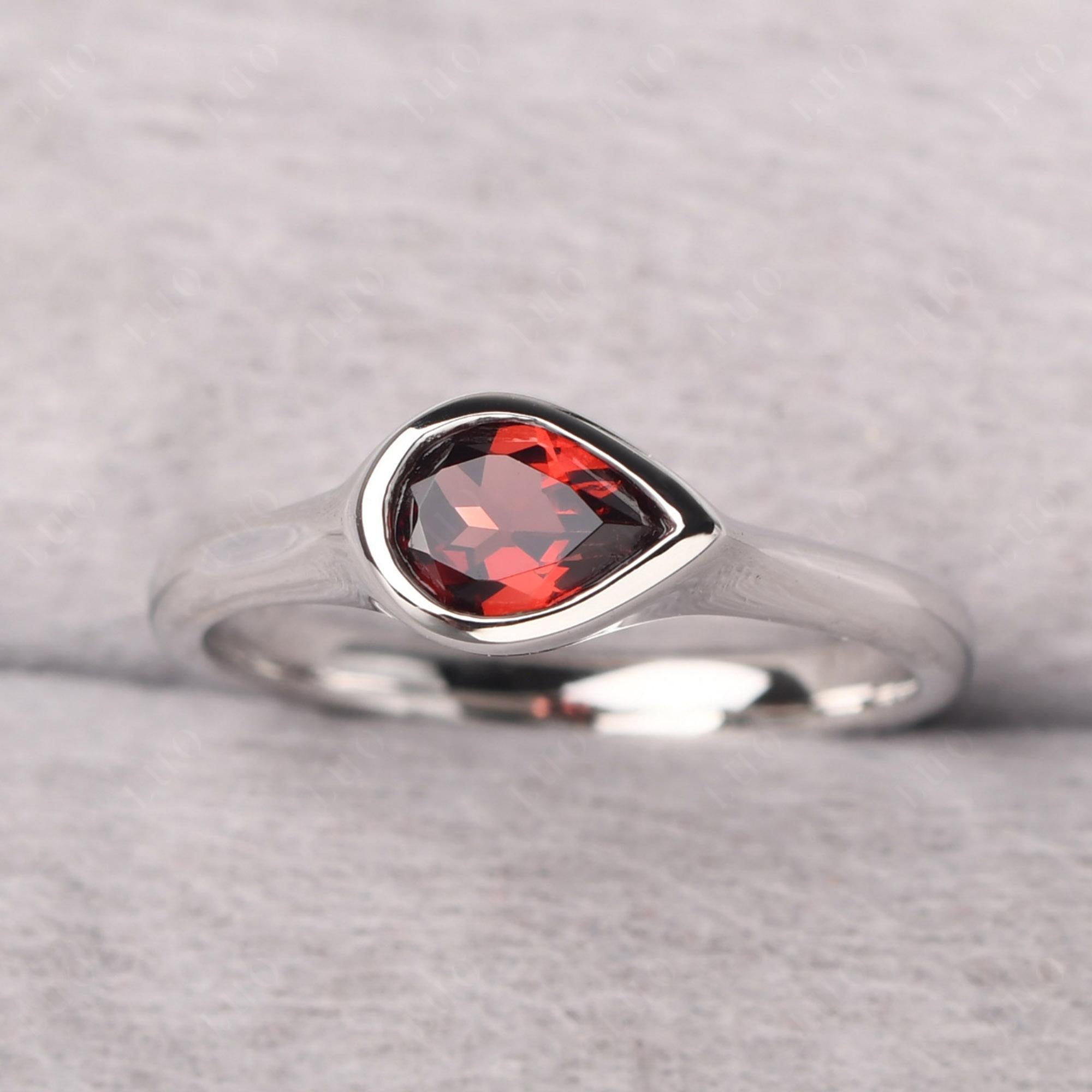 Horizontal Pear Garnet Engagement Ring - LUO Jewelry