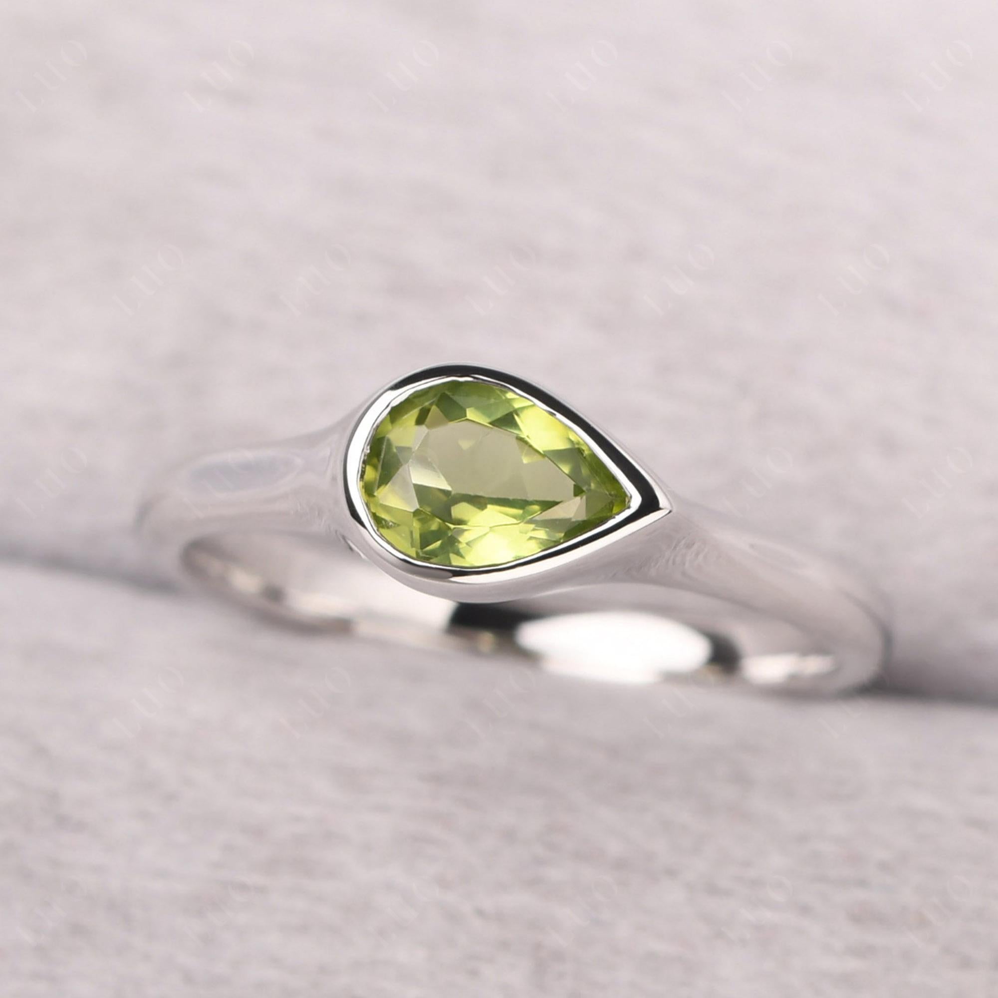 Horizontal Pear Peridot Engagement Ring - LUO Jewelry