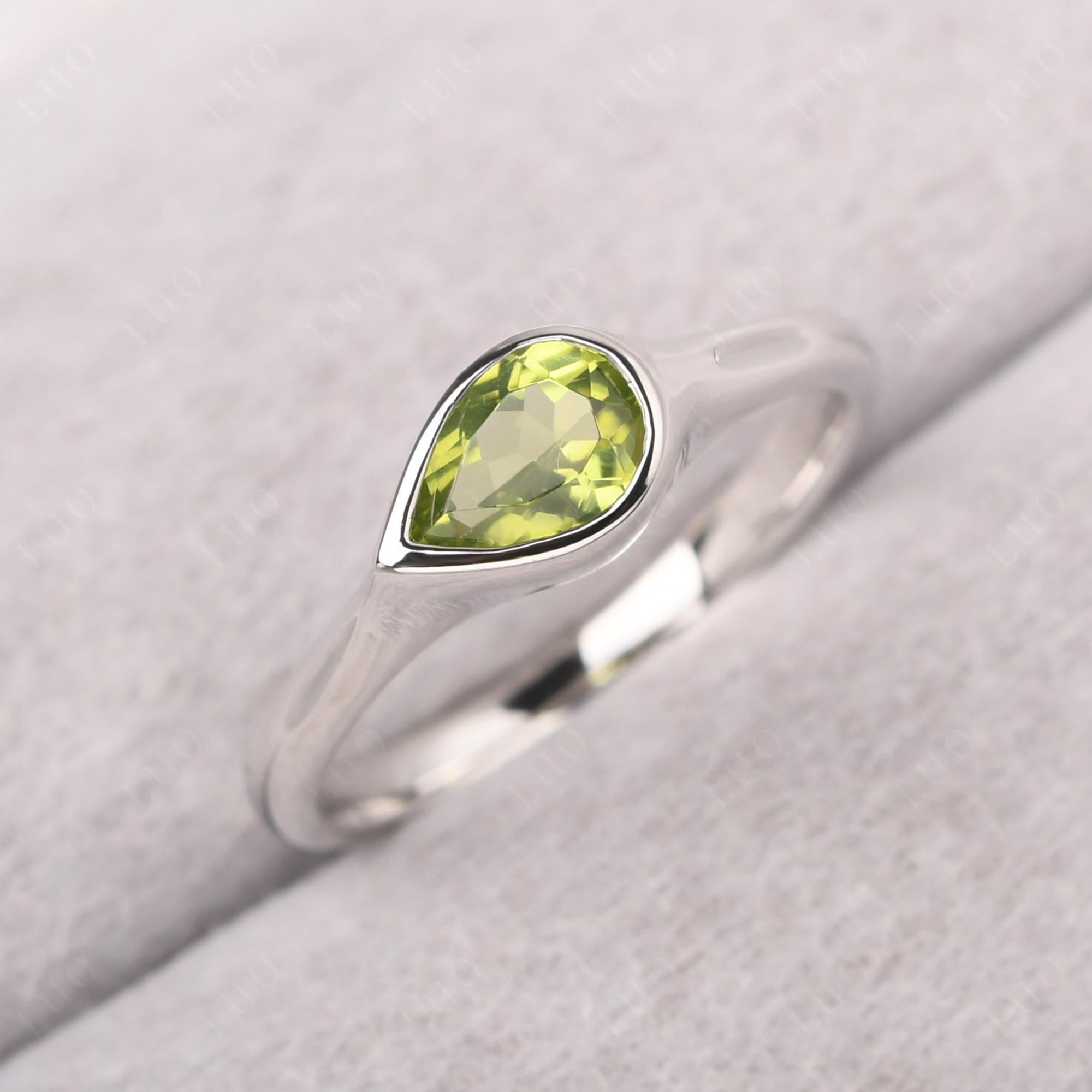 Horizontal Pear Peridot Engagement Ring - LUO Jewelry