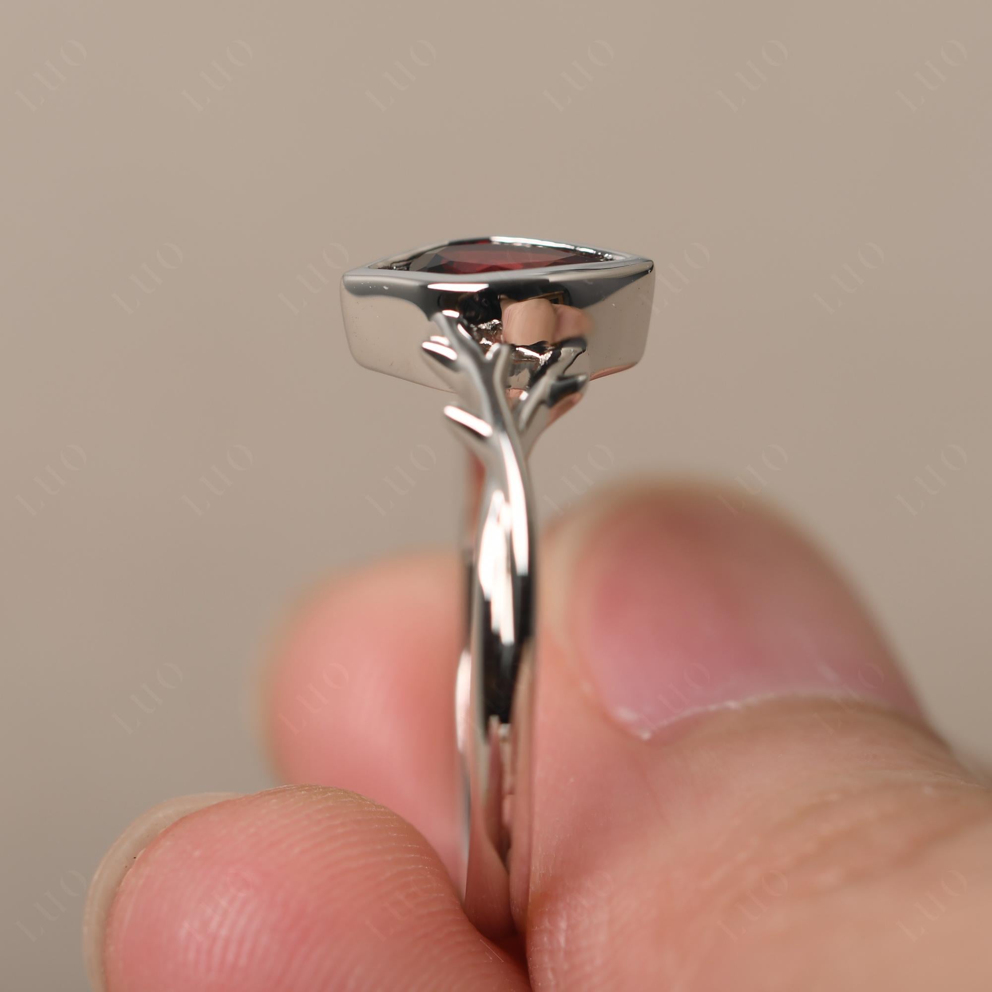 Twig Garnet Bezel Set Ring - LUO Jewelry
