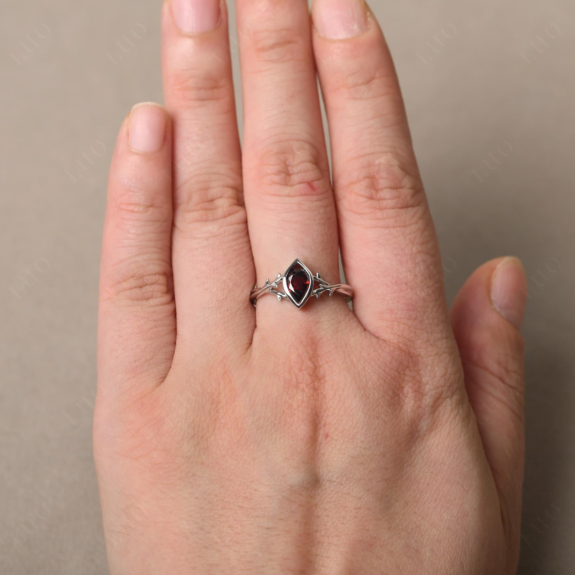 Twig Garnet Bezel Set Ring - LUO Jewelry