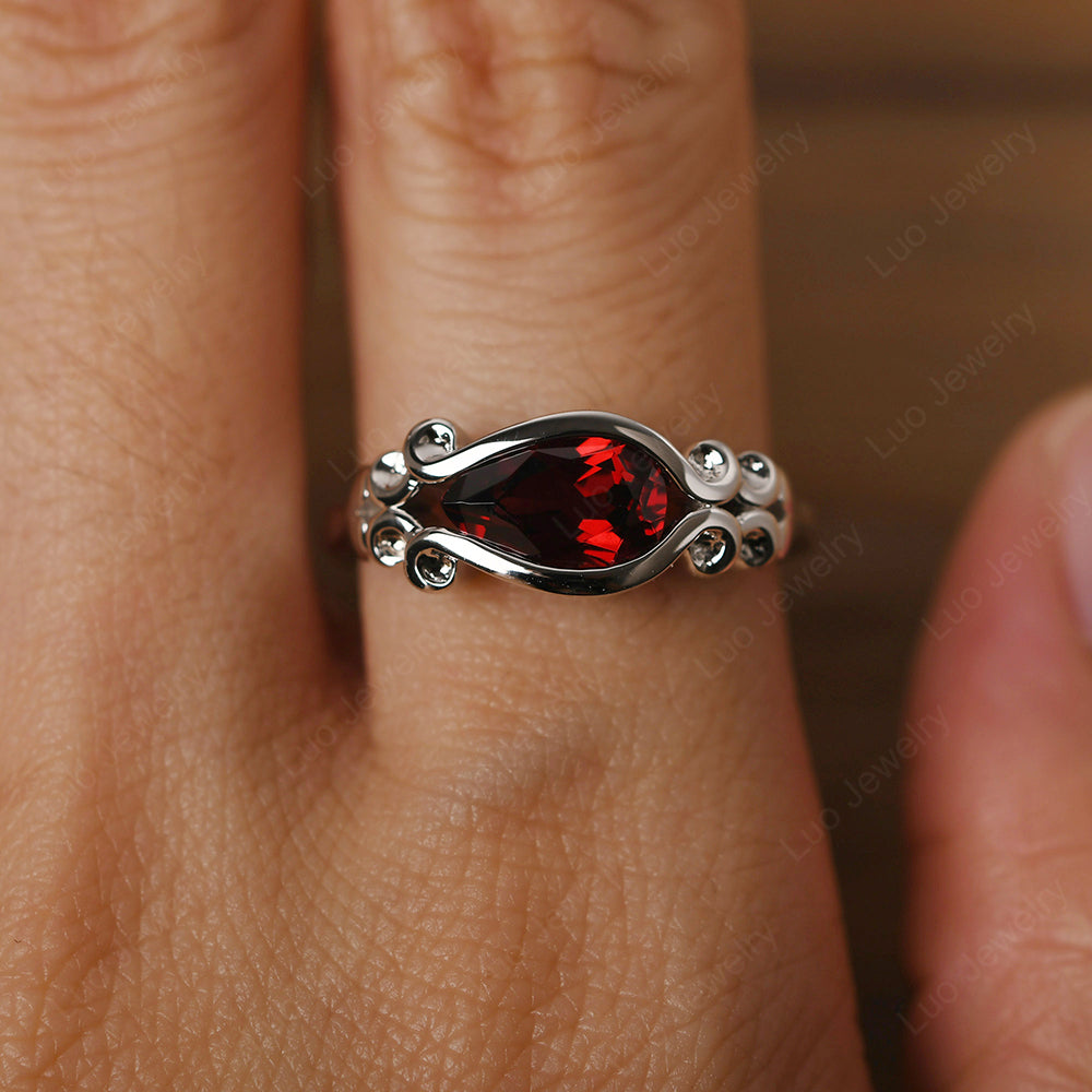 Simple Classic Garnet Engagement Ring - LUO Jewelry