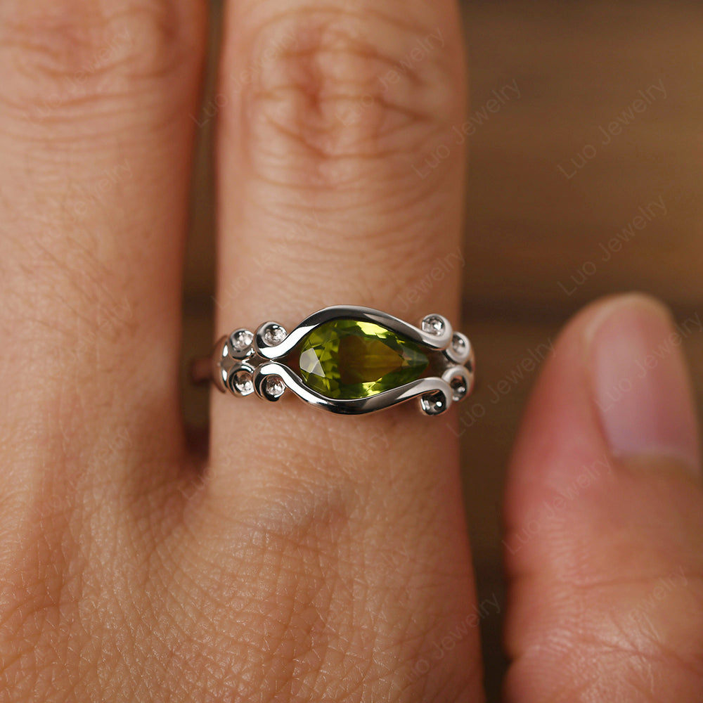 Simple Classic Peridot Engagement Ring - LUO Jewelry