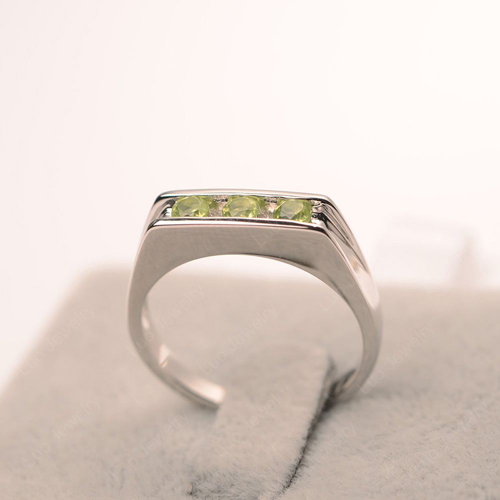 3 Stone Peridot Band Ring - LUO Jewelry