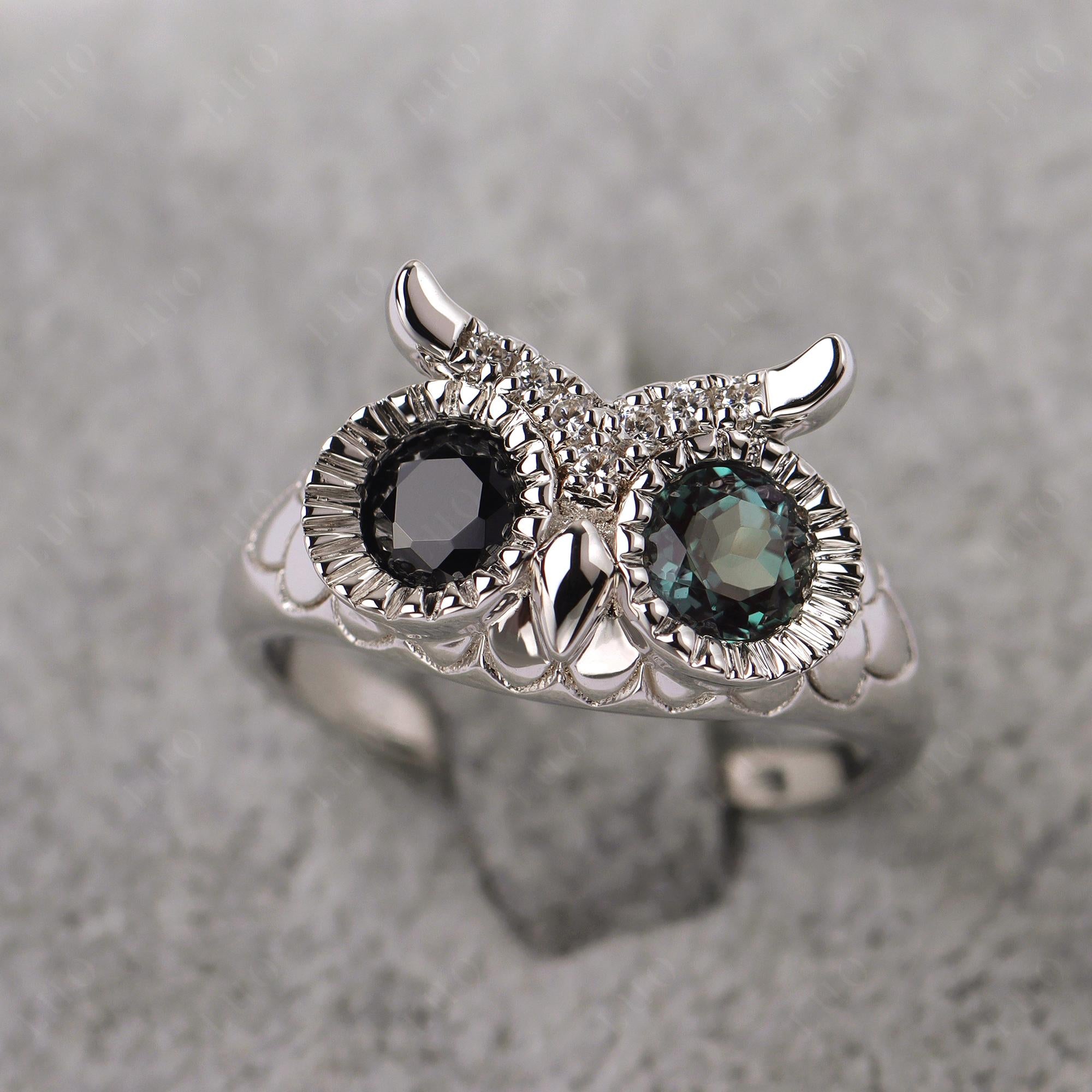 Lab Grown Alexandrite and Black Spinel Owl Ring - LUO Jewelry