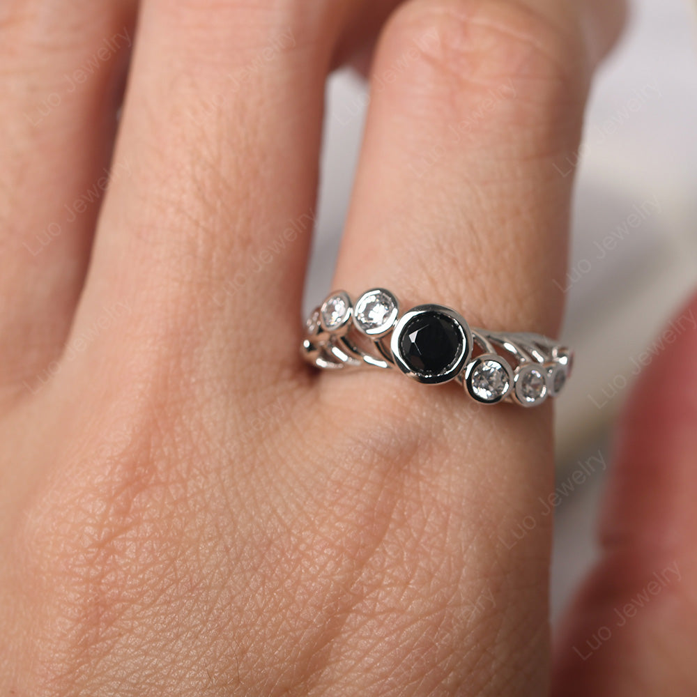 Twisted Multi Stone Black Spinel Ring - LUO Jewelry
