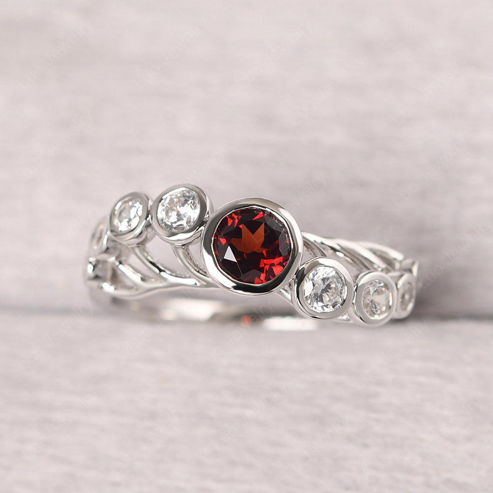 Twisted Multi Stone Garnet Ring - LUO Jewelry