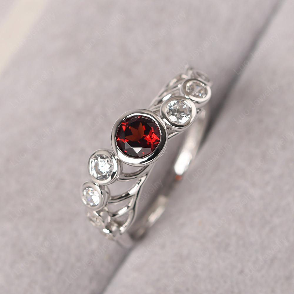 Twisted Multi Stone Garnet Ring - LUO Jewelry