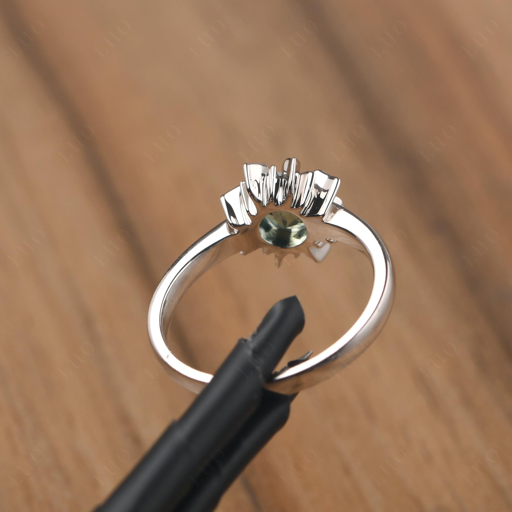 Sunburst Green Sapphire Solitaire Ring - LUO Jewelry