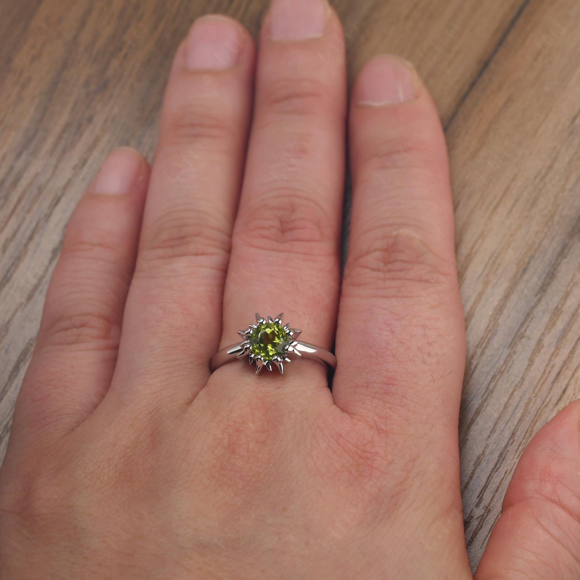 Sunburst Peridot Solitaire Ring - LUO Jewelry