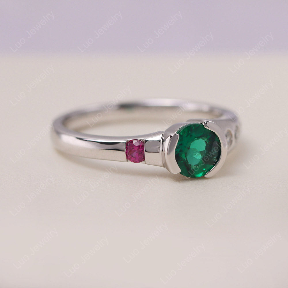 Brilliant Emerald Bezel Setting Ring