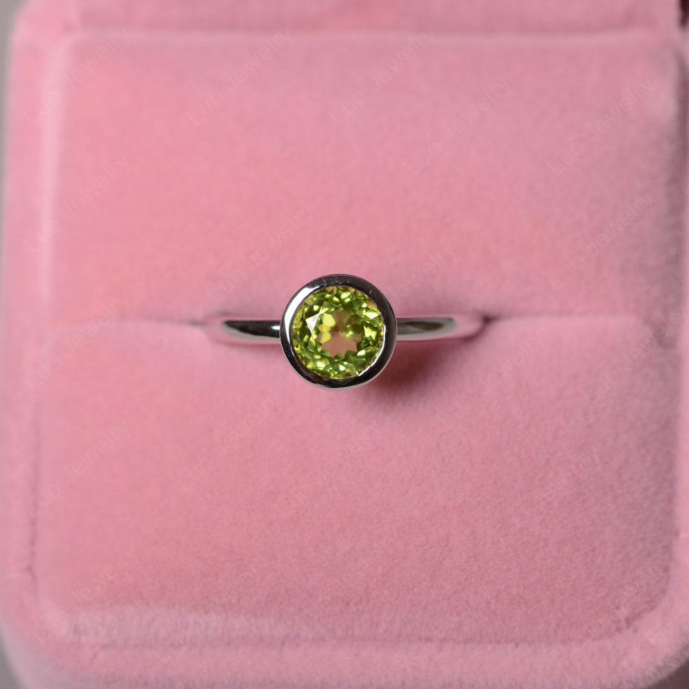 Round Cut Peridot Bezel Set Engagement Ring - LUO Jewelry