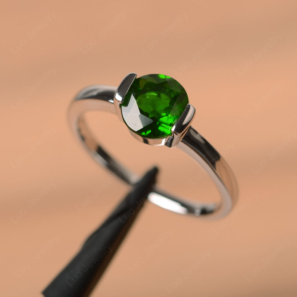 Round Cut Diopside Solitaire Bezel Ring - LUO Jewelry