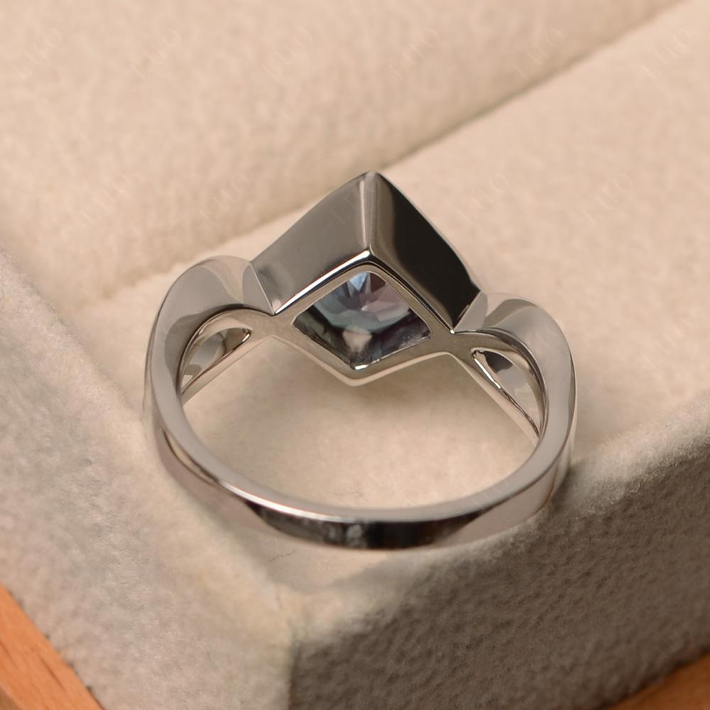 Vintage Alexandrite Bezel Set Solitaire Ring - LUO Jewelry