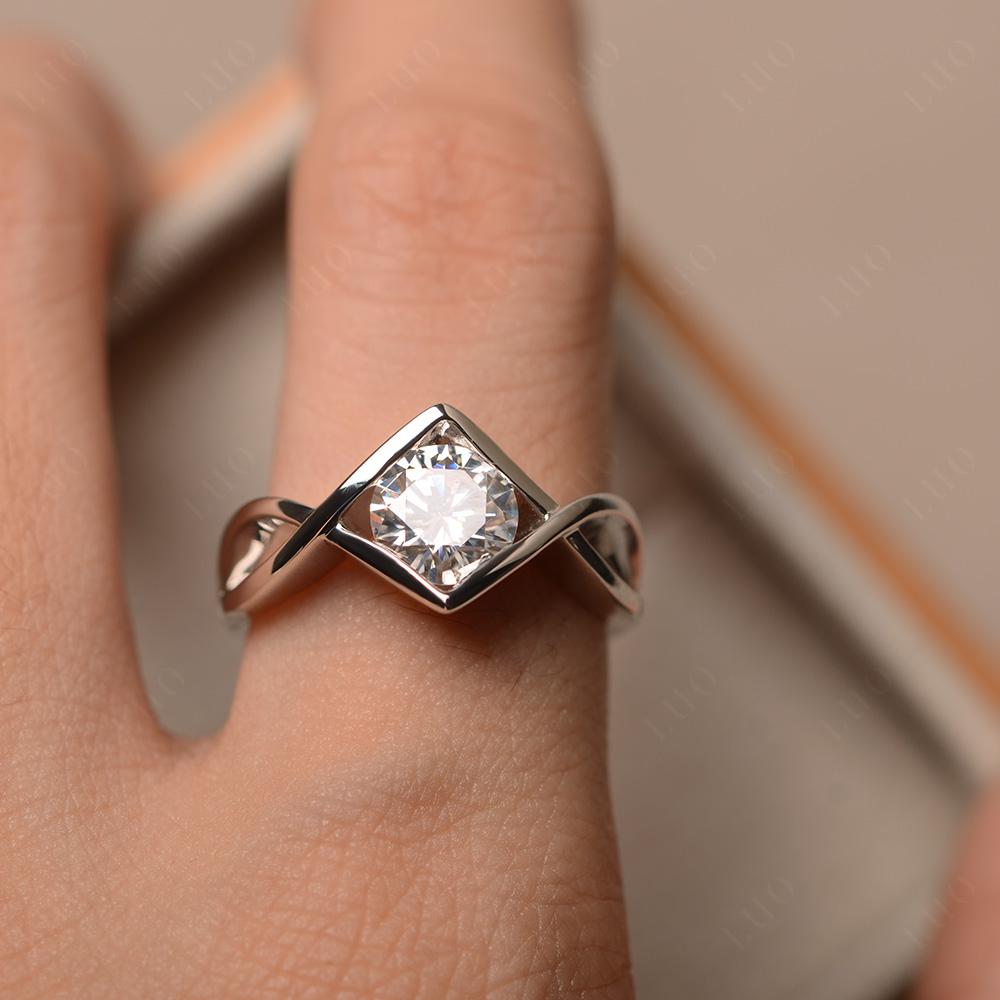 Moissanite Bezel Set Infinity Solitaire Ring - LUO Jewelry
