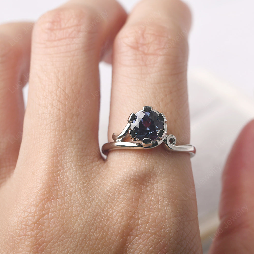 Non-traditional Alexandrite Ring - LUO Jewelry