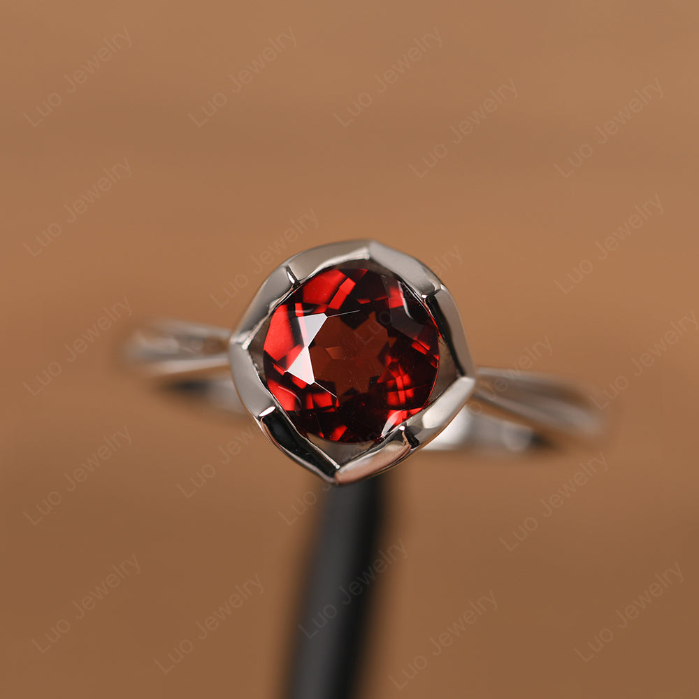 Round Garnet Solitaire Ring - LUO Jewelry