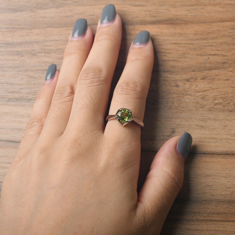 Round Peridot Solitaire Ring - LUO Jewelry