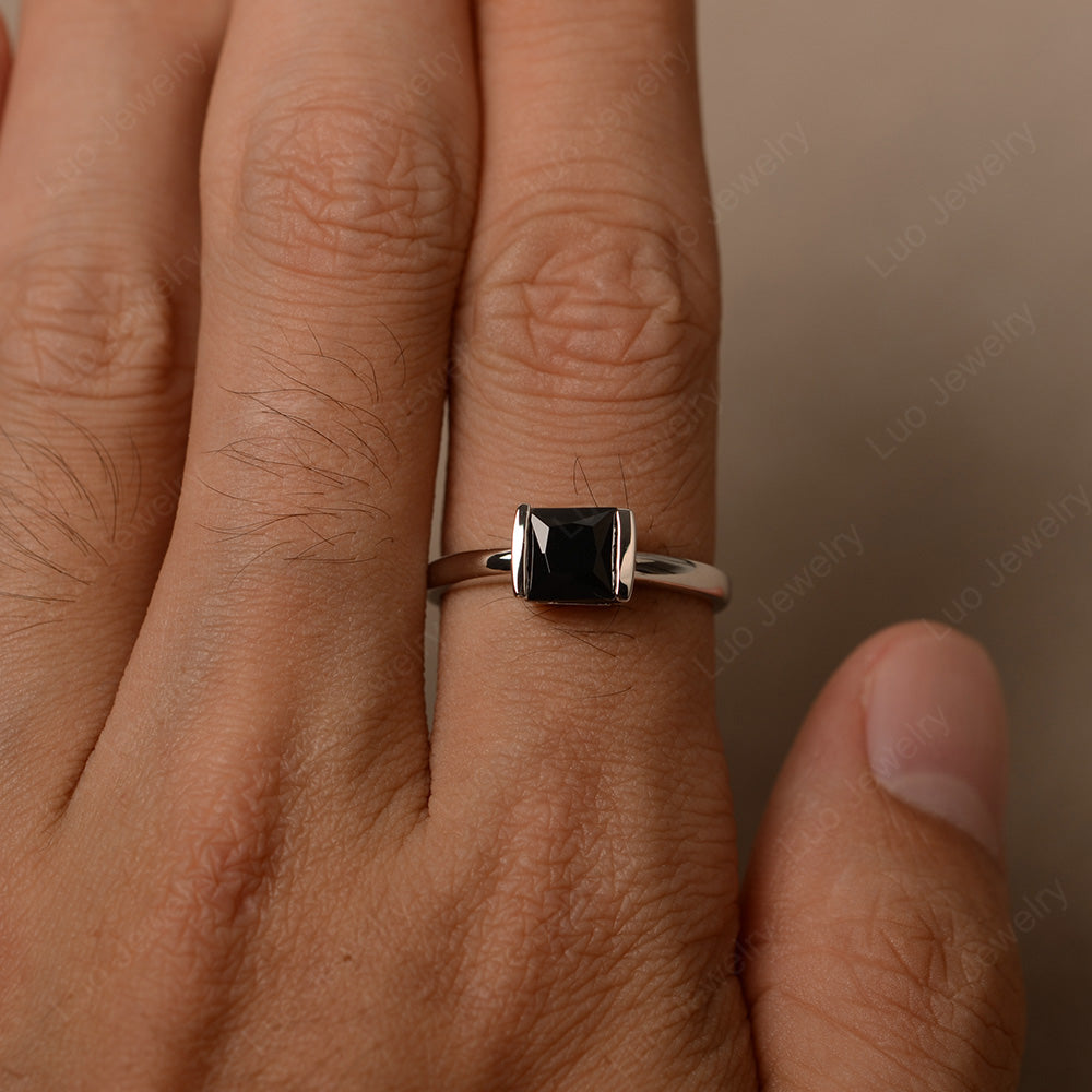 Half Bezel Black Spinel Solitaire Engagement Ring - LUO Jewelry