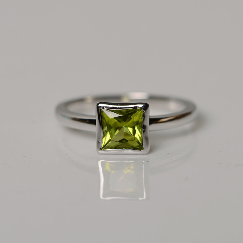 Princess Cut Peridot Bezel Set Solitaire Ring - LUO Jewelry