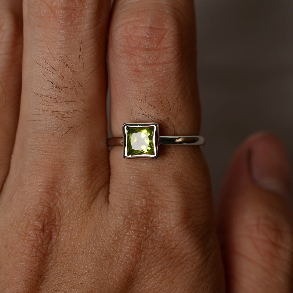 Princess Cut Peridot Bezel Set Solitaire Ring - LUO Jewelry