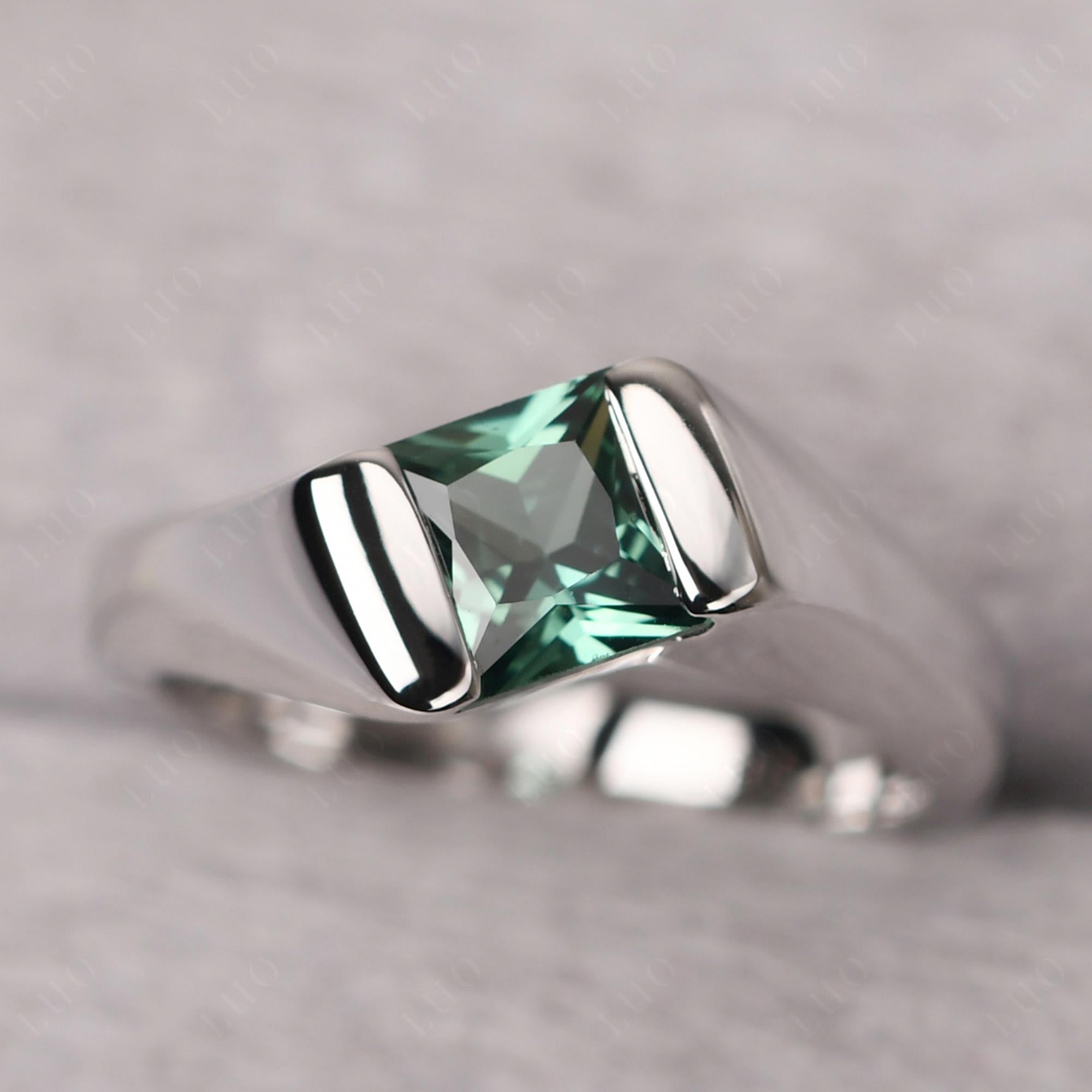 Simple Green Sapphire Bypass Ring - LUO Jewelry