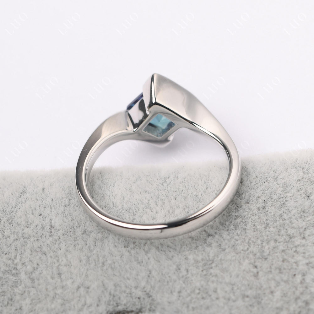Kite Set Princess Alexandrite Solitaire Ring - LUO Jewelry
