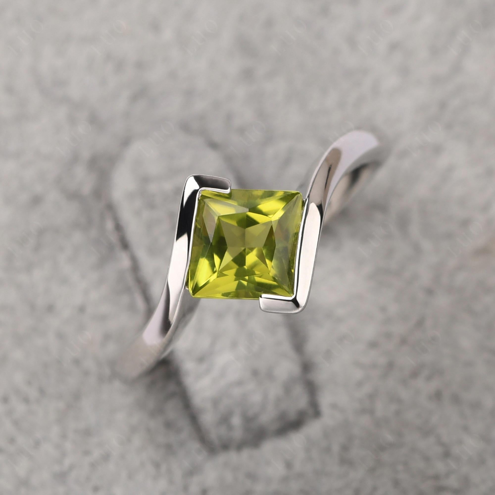 Princess Cut Peridot Bypass Tension Ring - LUO Jewelry
