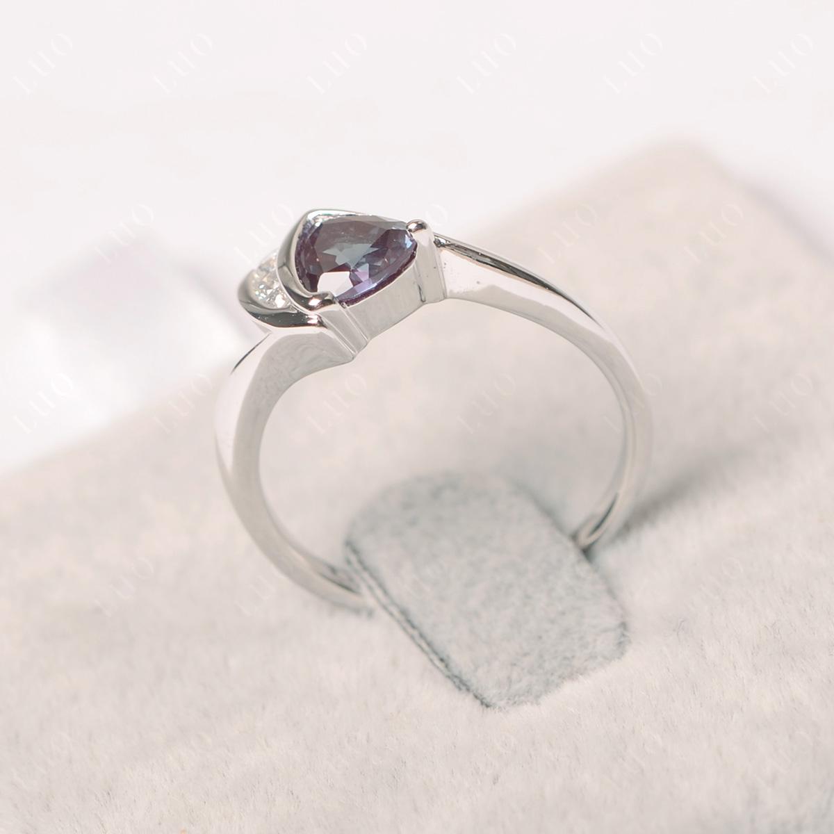 Trillion Cut Alexandrite Sailboat Inspire Ring - LUO Jewelry