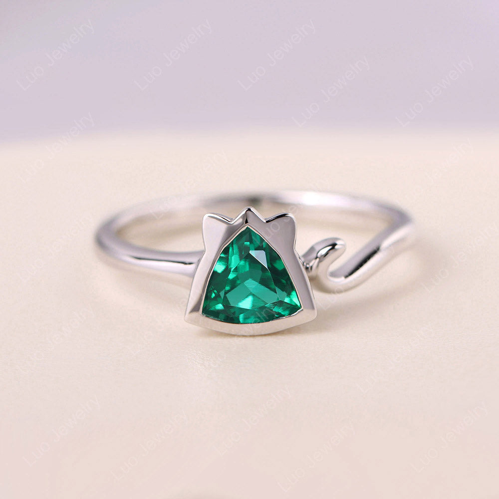 Emerald Cat Inspired Ring