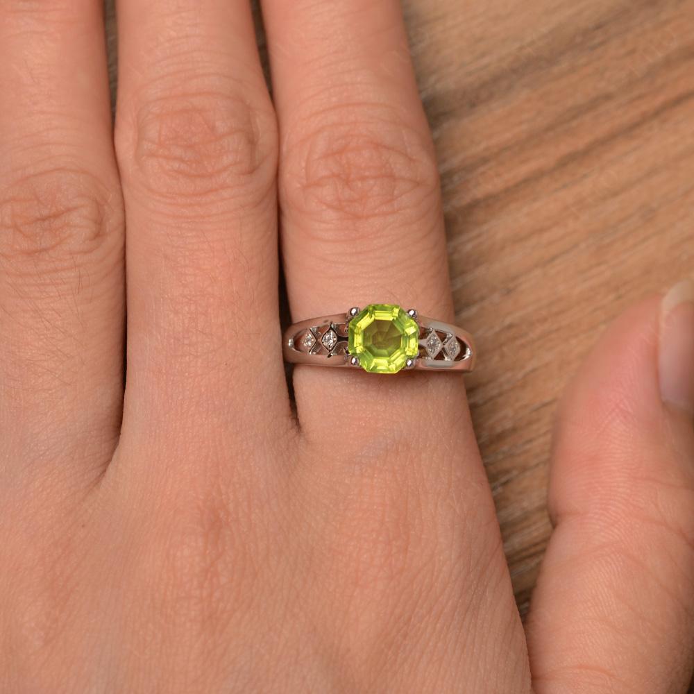 Vintage Style Octagon Cut Peridot Ring - LUO Jewelry