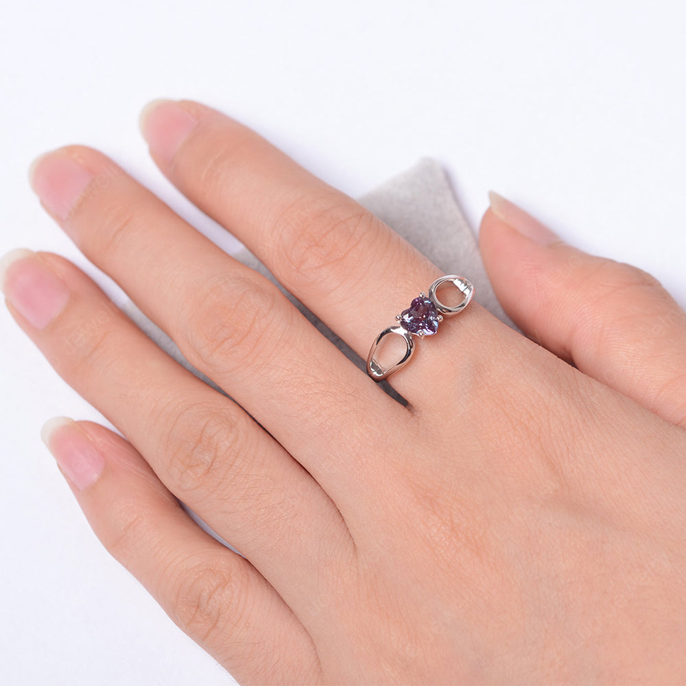 Heart Alexandrite Ring Split Shank Silver - LUO Jewelry