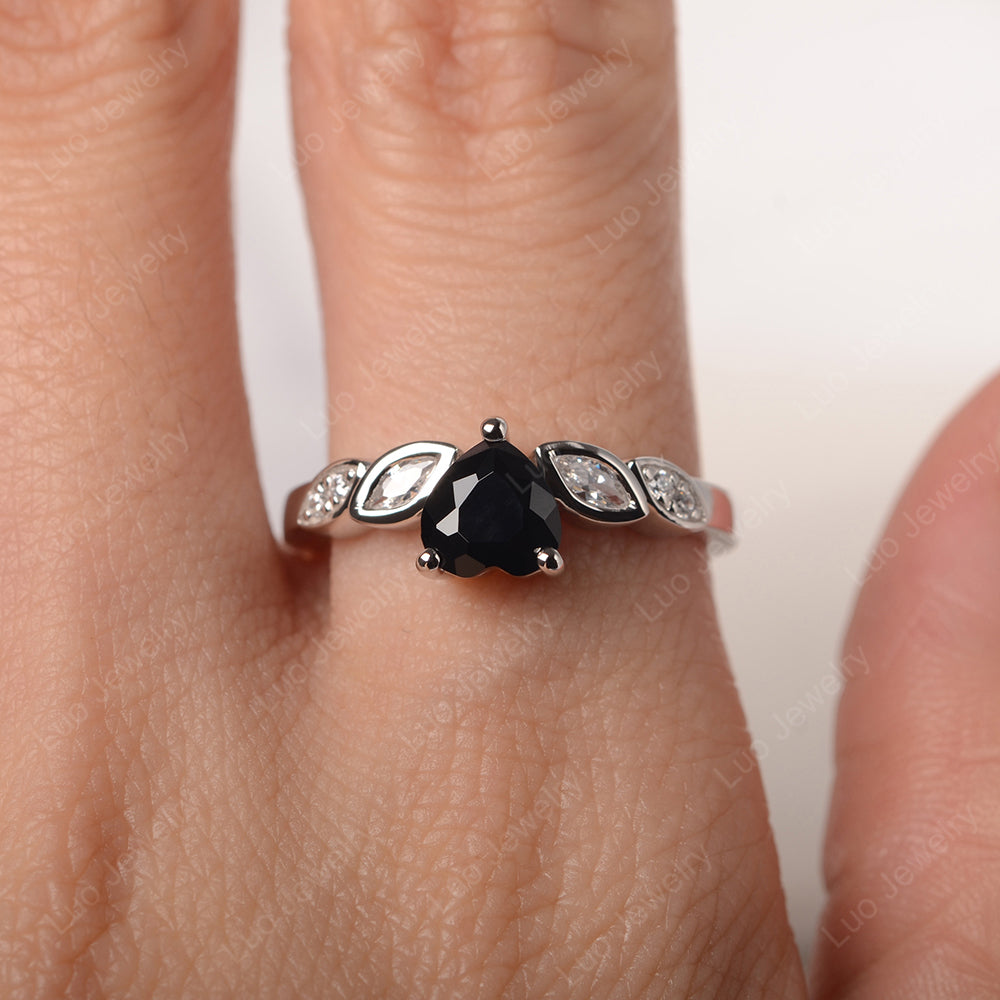 Vintage Heart Black Stone Ring White Gold - LUO Jewelry