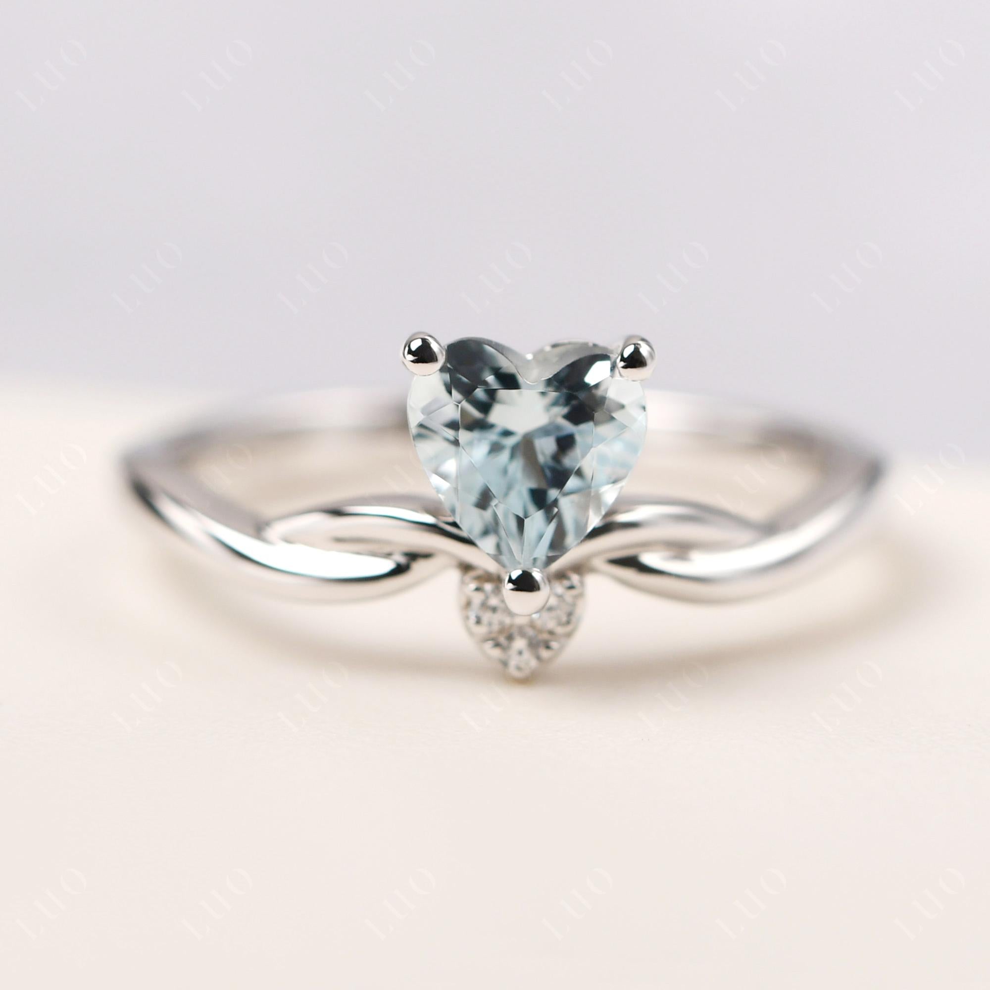 Dainty Twisted Aquamarine Engagement Ring - LUO Jewelry