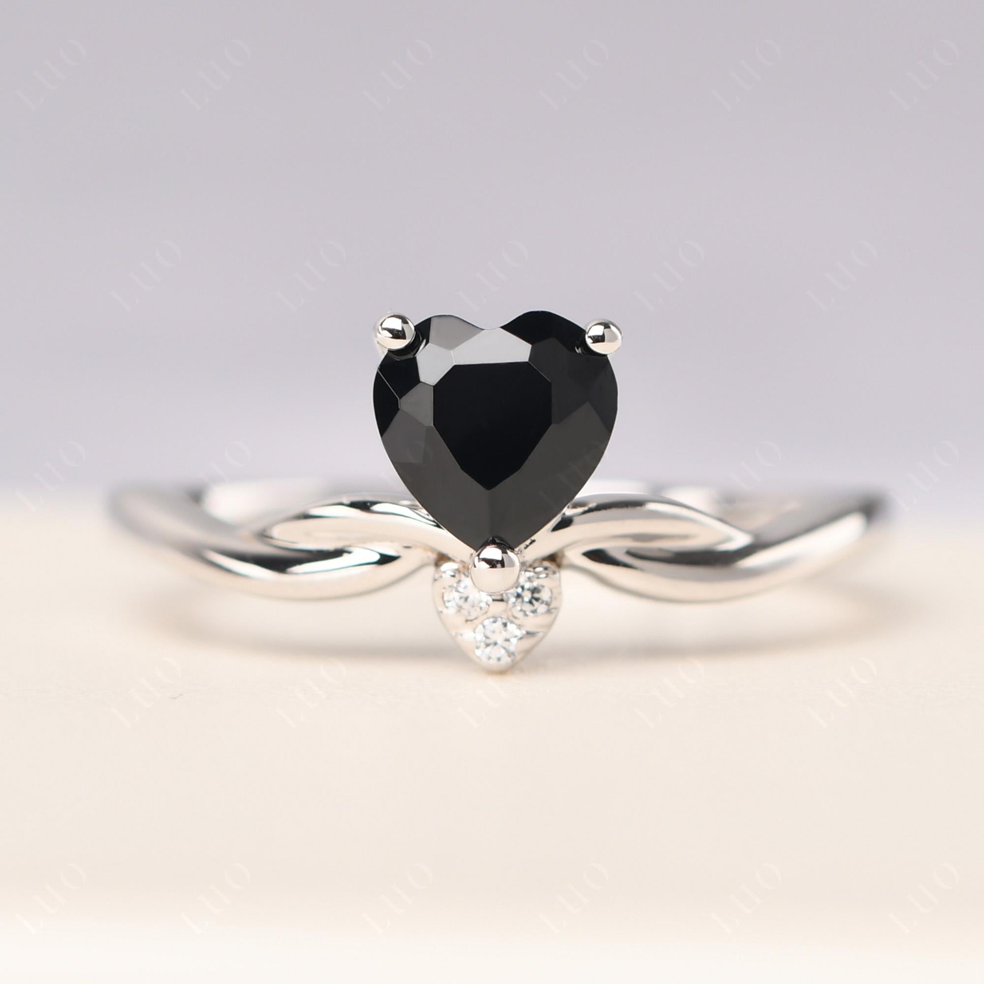 Dainty Twisted Black Spinel Engagement Ring - LUO Jewelry